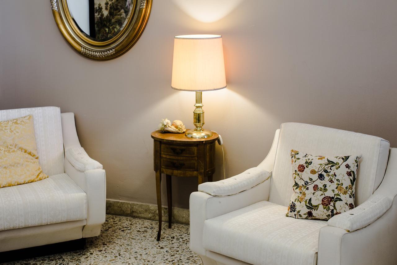 Bellaqua Bed & Breakfast Catania Bagian luar foto