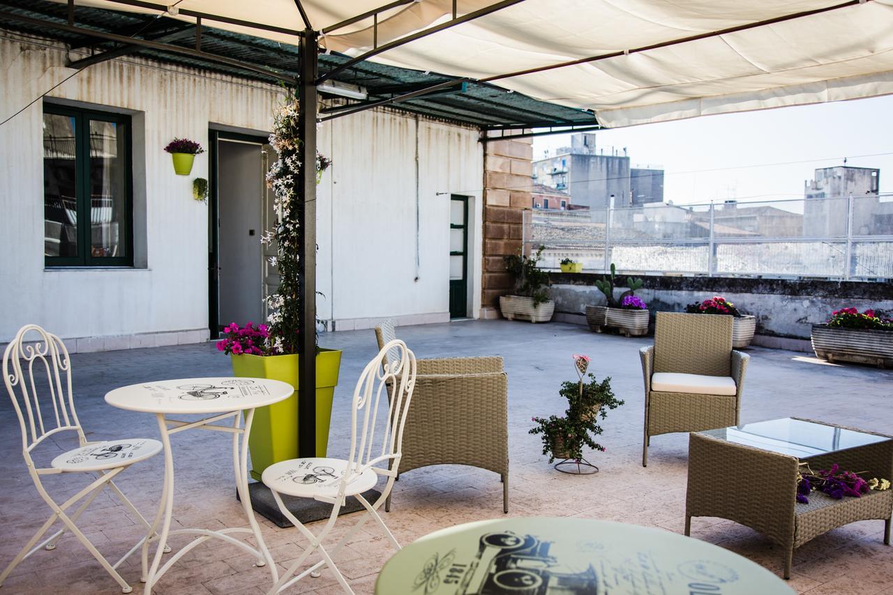 Bellaqua Bed & Breakfast Catania Bagian luar foto