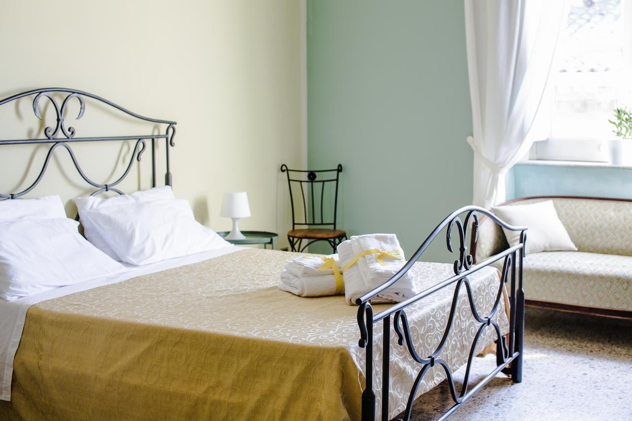 Bellaqua Bed & Breakfast Catania Bagian luar foto