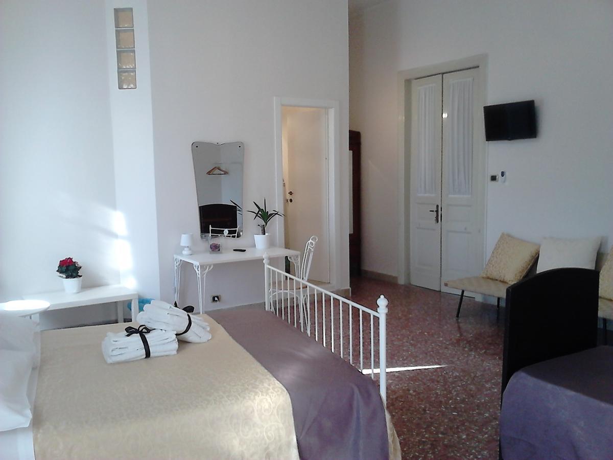 Bellaqua Bed & Breakfast Catania Bagian luar foto